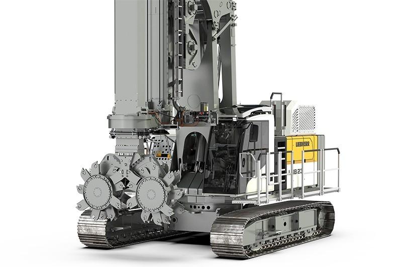 Arbeiten aus einer Hand: Der neue Fräsmischer Liebherr LMC 80 am Ramm- und Bohrgerät LRB 23 ermöglicht eine präzise Baugrundverbesserung direkt im vorhandenen Bodenmaterial. | Foto: Liebherr