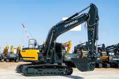 Mit KI-Personenerkennung: Hyundai stellt neuen 21-Tonnen-Bagger vor