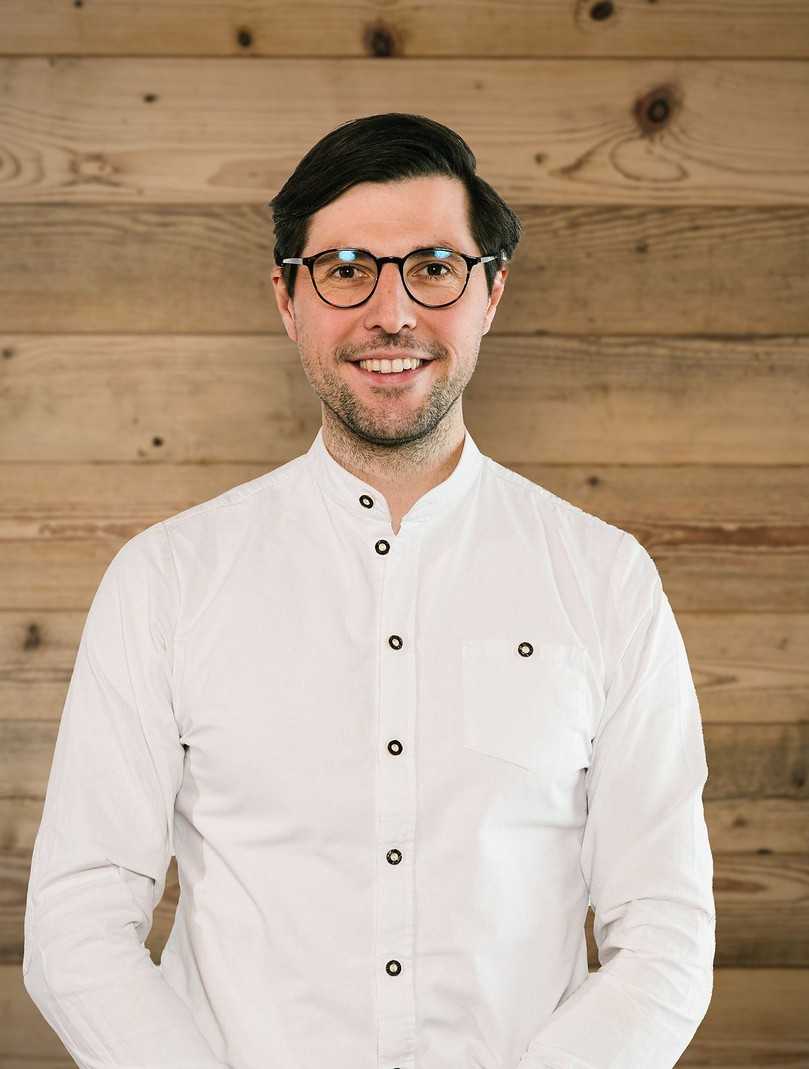 Roland Fischer ist studierter Bauingenieur mit 15 Jahren Planungs- und Baustellenerfahrung beim Ingenieurbüro ISAS. Er wünscht sich eine zukunftssichere Abwasserinfrastruktur zum Erhalt des Wasserkreislaufs und engagiert sich hierfür beim RSV. | Foto: Simon Toplak