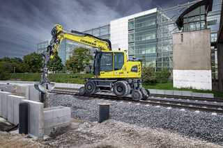 Liebherr präsentiert neuen Zweiwegebagger RE 22 M