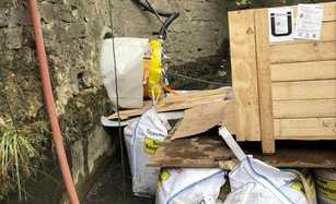 Anspruchsvoller Einbau eines 2-Tonnen-Liners