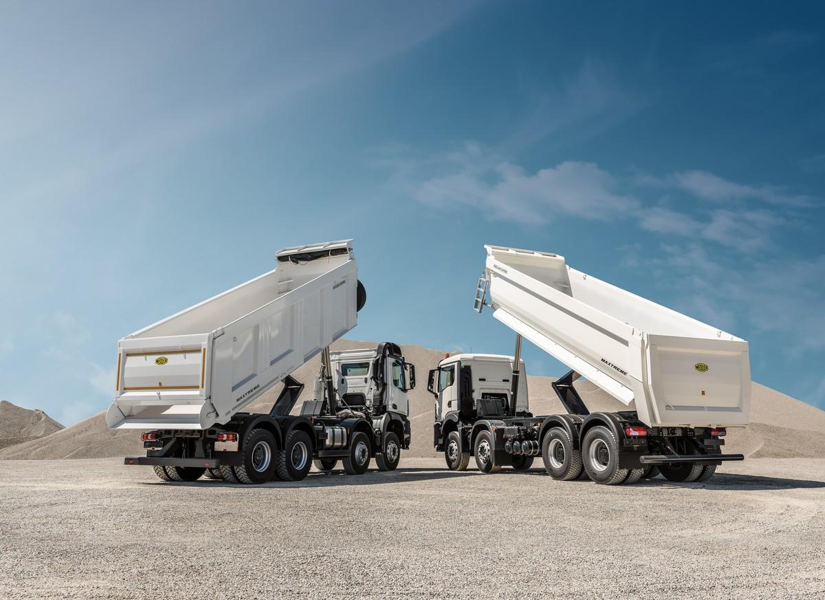 Die robusten Heavy-Hinterkipper heißen bei Meiller Maxtreme, was den extremen Einsatz und die Vielseitigkeit der Vierachser betonen soll. | Foto: Meiller Die robusten Heavy-Hinterkipper heißen bei Meiller Maxtreme, was den extremen Einsatz und die Vielseitigkeit der Vierachser betonen soll. | Foto: Meiller