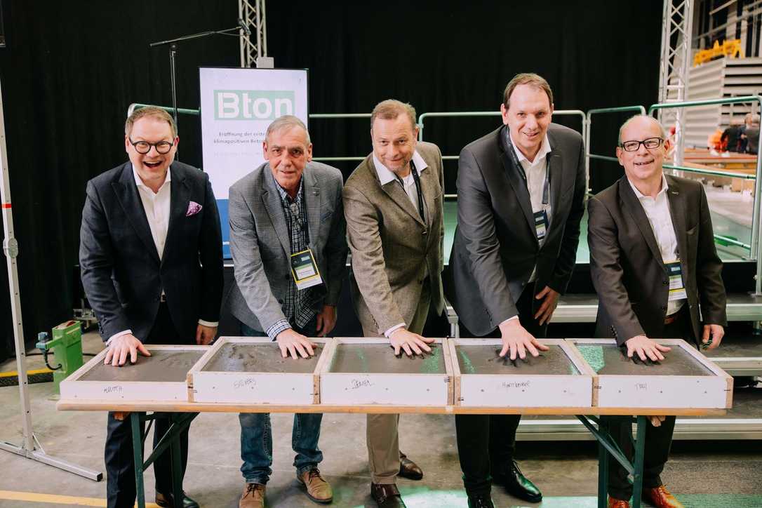 Erstes Fertigteilwerk Deutschlands stellt klimapositiven Beton her Erstes Fertigteilwerk Deutschlands stellt klimapositiven Beton her