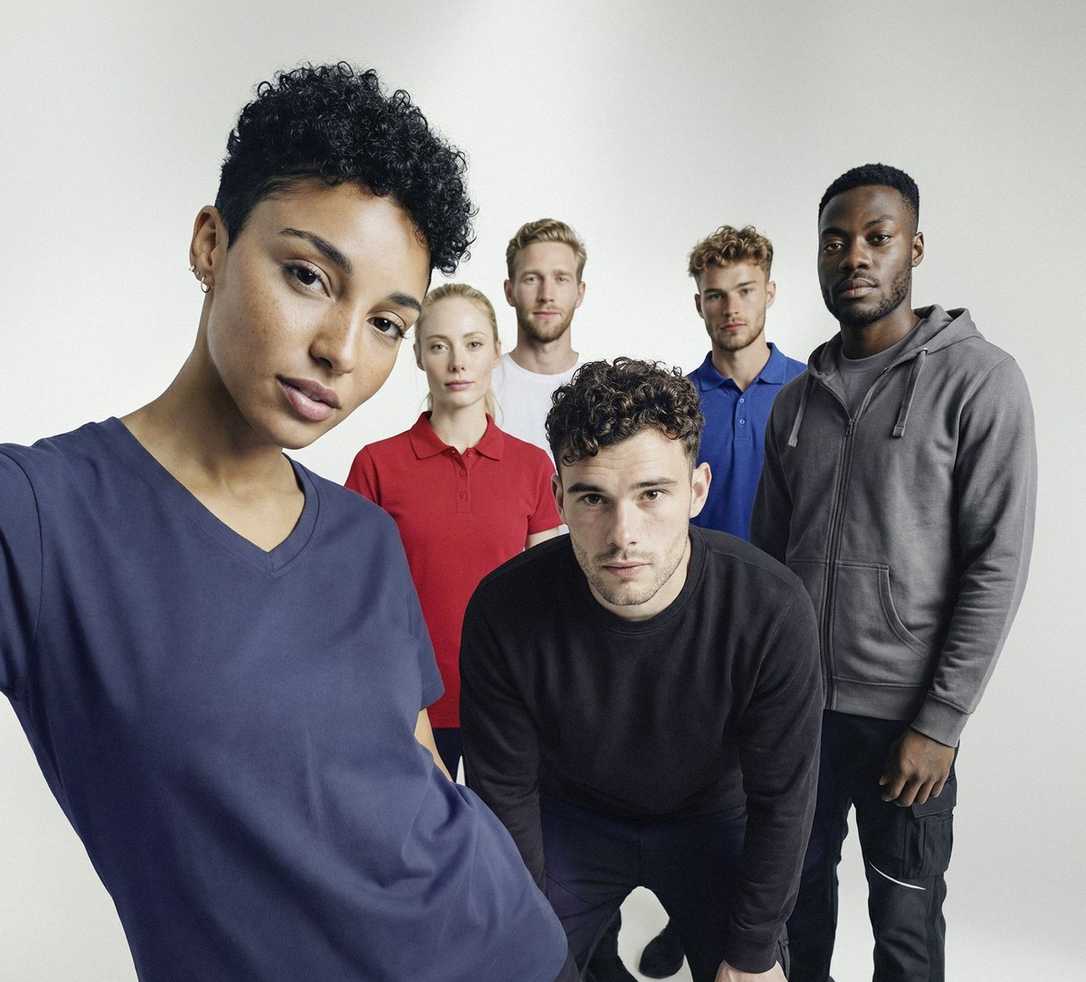 Neue Shirt-Kollektion von Kübler mit UV-Schutz für Arbeiten im Freien