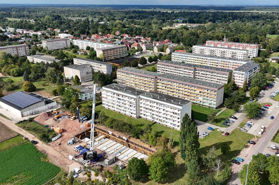Höhere Hochwassersicherheit in Aken dank Regenrückhaltebecken von Berding Beton Höhere Hochwassersicherheit in Aken dank Regenrückhaltebecken von Berding Beton