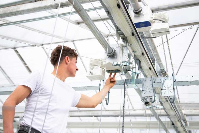 Einfache Einstellung der Endlagen mit dem LSC 40 mit nur 2 Klicks in der Praxis. | Foto: Lock GmbH