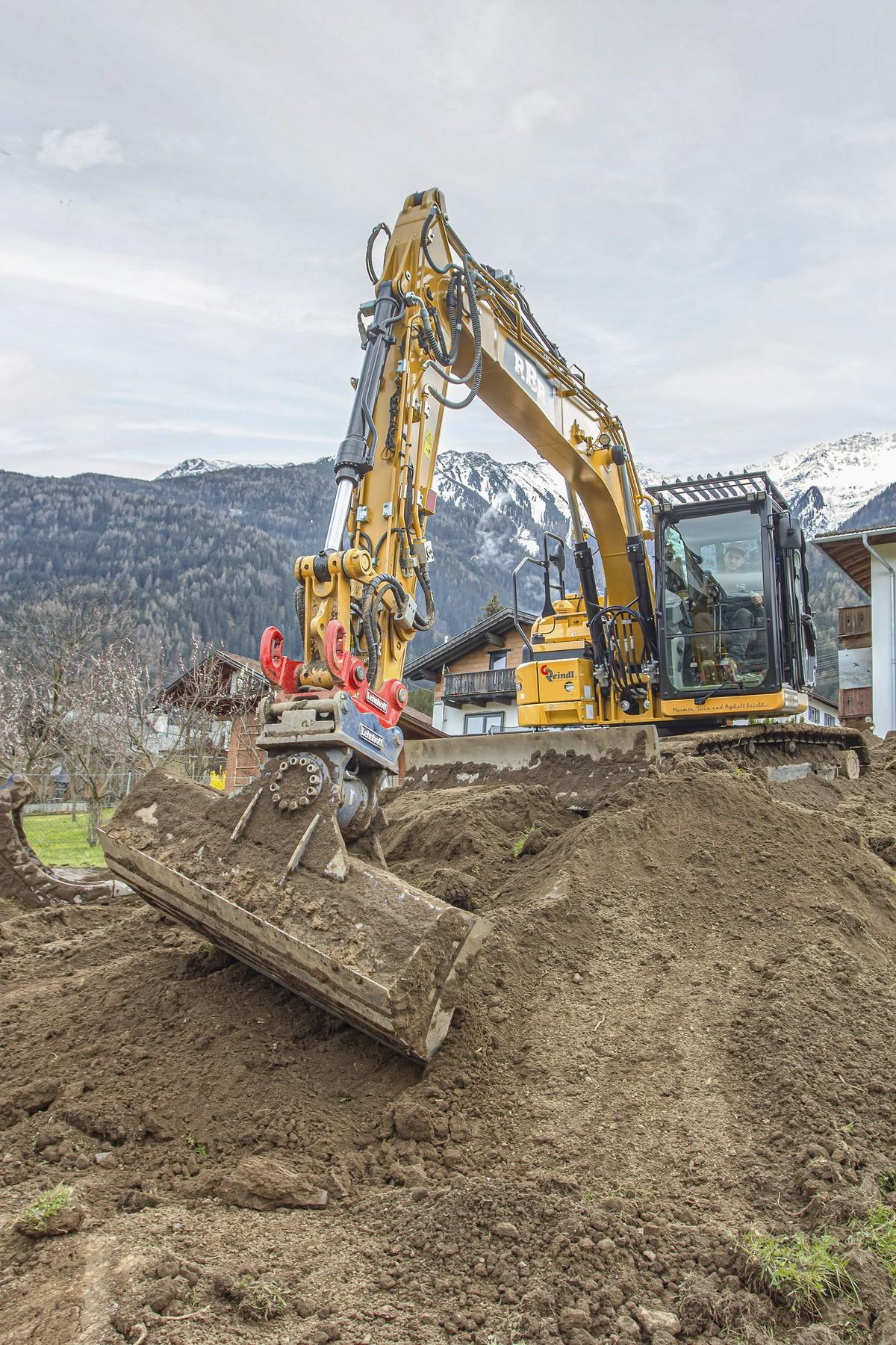Variable Geräteaufnahme: Der SQ 60V-Schnellwechsler soll den Baggern der Firma Reindl neue Möglichkeiten verschaffen. | Foto: Lehnhoff Variable Geräteaufnahme: Der SQ 60V-Schnellwechsler soll den Baggern der Firma Reindl neue Möglichkeiten verschaffen. | Foto: Lehnhoff