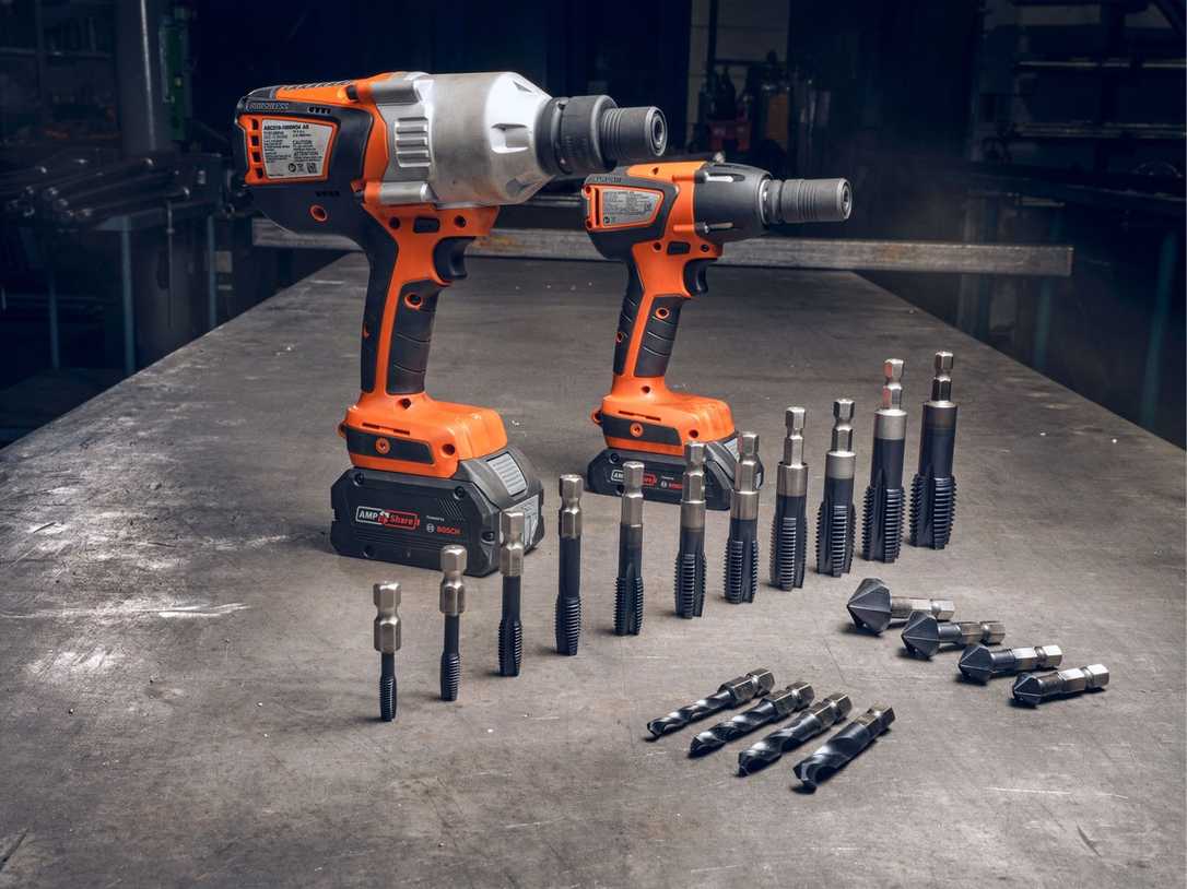 Fein Akku-Bohrschrauber ersetzt acht Spezialwerkzeuge Fein Akku-Bohrschrauber ersetzt acht Spezialwerkzeuge