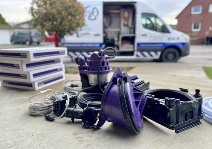 Profis gesucht: Eine Vielzahl aller Häuser in Deutschland sind nicht normgerecht abgesichert, 80 bis 90 Prozent der Rückstauschutzlösungen werden nicht normgerecht gewartet. Der Bedarf an geschultem Fachpersonal ist groß – wie auch das Auftragspotenzial. | Foto: Kessel