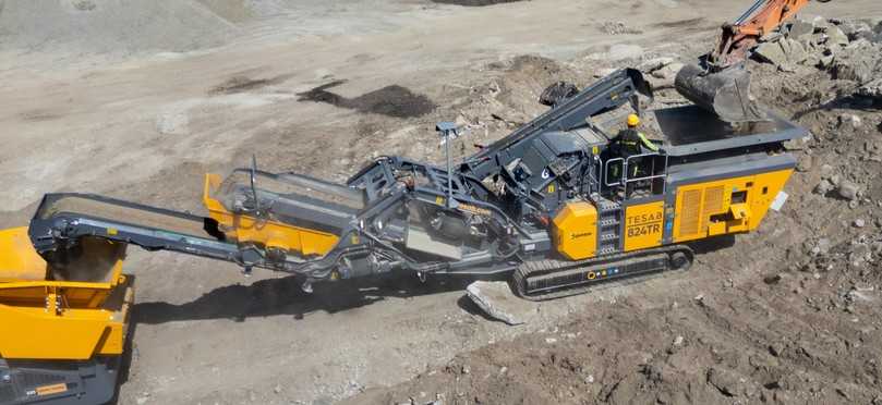 Der mobile Prallbrecher Tesab 824TR ist ein kompakter Allrounder für Asphaltrecycling, Bauschuttaufbereitung oder Materialverarbeitung direkt auf der Baustelle. | Foto: Teufelsmoor Baumaschinen Der mobile Prallbrecher Tesab 824TR ist ein kompakter Allrounder für Asphaltrecycling, Bauschuttaufbereitung oder Materialverarbeitung direkt auf der Baustelle. | Foto: Teufelsmoor Baumaschinen