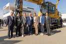 Swietelsky rüstet Zweiwege-Flotte mit 27 Liebherr-Baggern auf