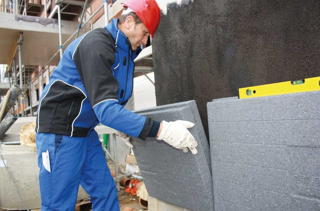 Tatort: Dämmstoffbranche kritisiert Brand-Narrativ Tatort: Dämmstoffbranche kritisiert Brand-Narrativ