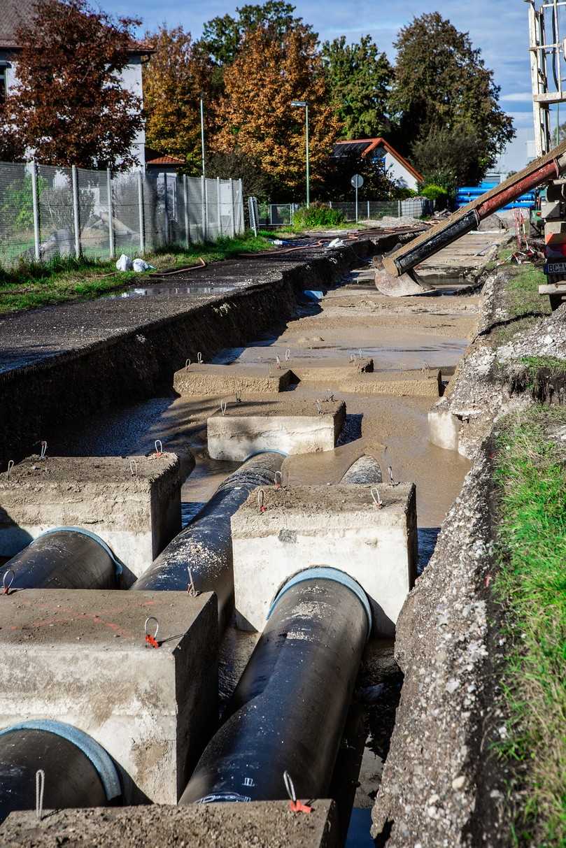 Nachhaltige Verfüllung: Die Leitungen des Fernwärmenetzes Memmingen werden mit dem Flüssigboden von Max Wild verfüllt. | Foto: Max Wild