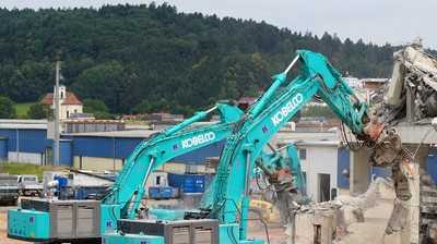 Erster Kobelco-Auftritt unter eigener Flagge