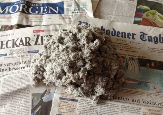 Recycling: Zellulose-Dämmstoff wird wieder zu Papier Recycling: Zellulose-Dämmstoff wird wieder zu Papier