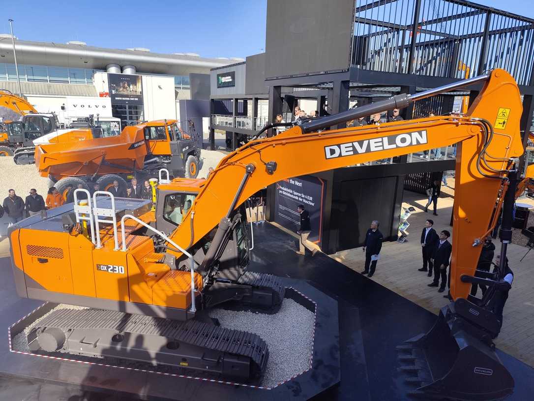 Develon stellt neue DX230LC-9 & DX260LC-9 Raupenbagger vor Develon stellt neue DX230LC-9 & DX260LC-9 Raupenbagger vor