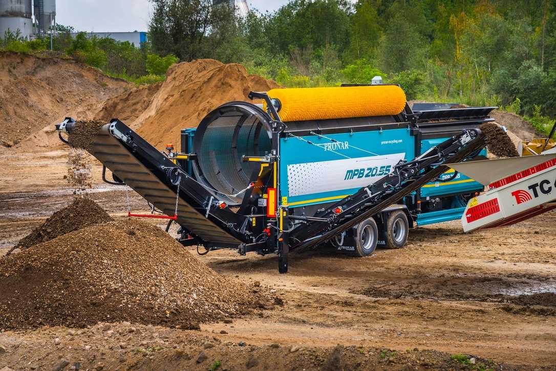 Christophel und Pronar zeigen Recycling-Technik auf der IFAT 2024 in München Christophel und Pronar zeigen Recycling-Technik auf der IFAT 2024 in München