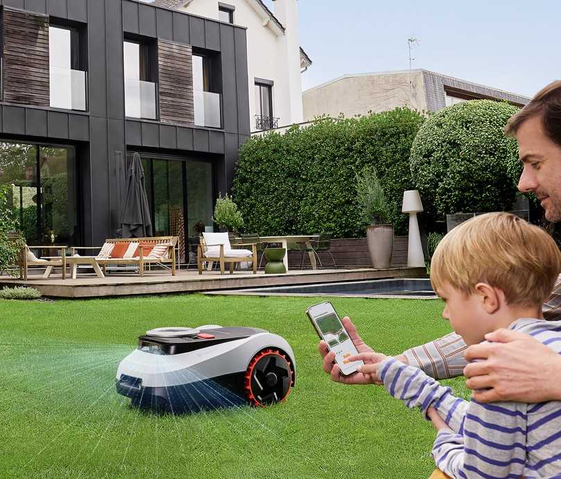 Nutzer können den Rasenmäher einfach absetzen und mähen, eine 3D-Karte ihres Gartens erstellen und diese mühelos anpassen. | Foto: Segway