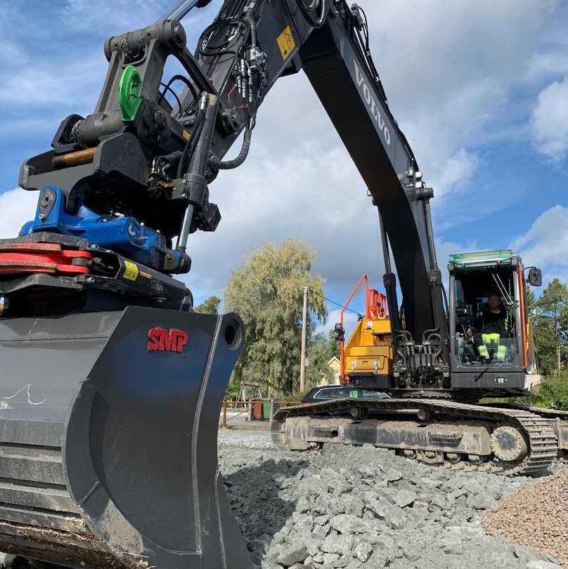 Ergebnis einer gelungenen Kooperation: Alle Funktionen und technischen Daten des SMP-Tiltrotators werden per „Smart Connect“-Schnittstelle an die Volvo-Maschine übertragen. | Foto: SMP Parts Ergebnis einer gelungenen Kooperation: Alle Funktionen und technischen Daten des SMP-Tiltrotators werden per „Smart Connect“-Schnittstelle an die Volvo-Maschine übertragen. | Foto: SMP Parts
