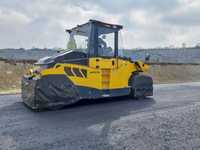 Bomag BW 18 RH: Neue 18-t-Gummiradwalze für Asphaltverdichtung ohne AdBlue