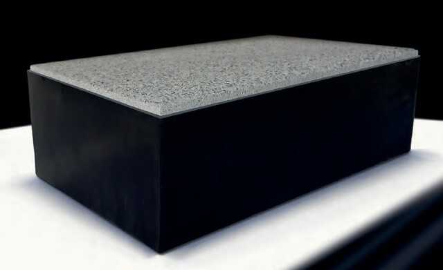 Gemäß der DIN 18318 ergeben sich bei dem Steinsystem stets normgerechte Fugenbreiten von 4 mm.