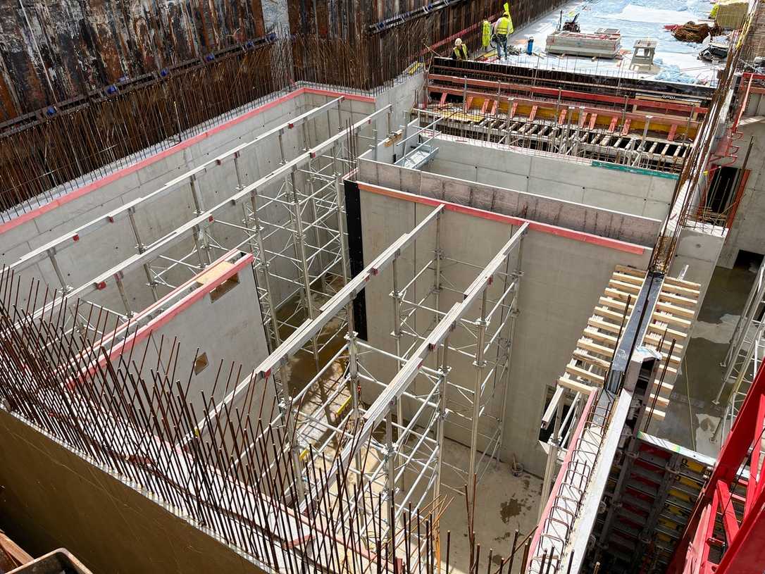 Neues Rechenzentrum in Frankfurt Sossenheim: Alu-Träger für 30.000 Quadratmeter Decke Neues Rechenzentrum in Frankfurt Sossenheim: Alu-Träger für 30.000 Quadratmeter Decke