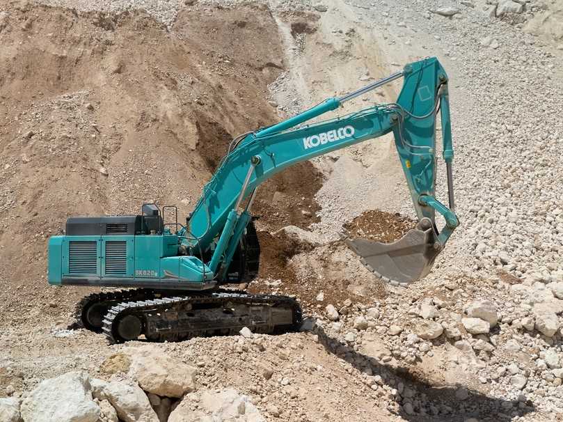 Der Kobelco SK520LC-11E gilt als leistungsstarke Schlüsselmaschine im Steinbruch. | Foto: Kobelco Der Kobelco SK520LC-11E gilt als leistungsstarke Schlüsselmaschine im Steinbruch. | Foto: Kobelco