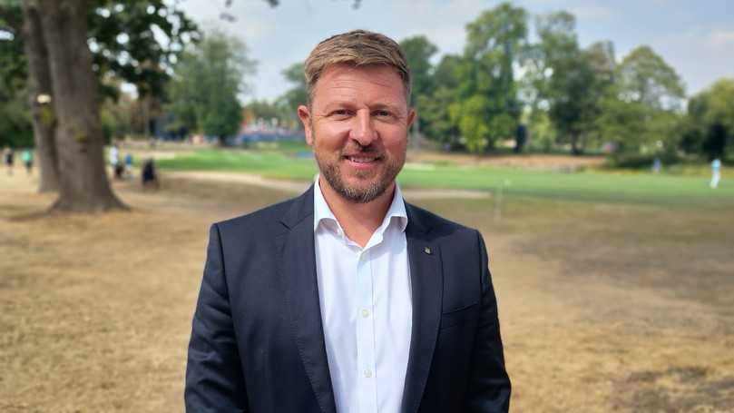 Husqvarna-CEO Glen Instone freute sich über den Mähroboter-Einsatz auf einer der weltweit größten Golf-Bühnen: „Hier wird unsere Strategie, in der Robotik führend zu sein, Realität." | Foto: Husqvarna