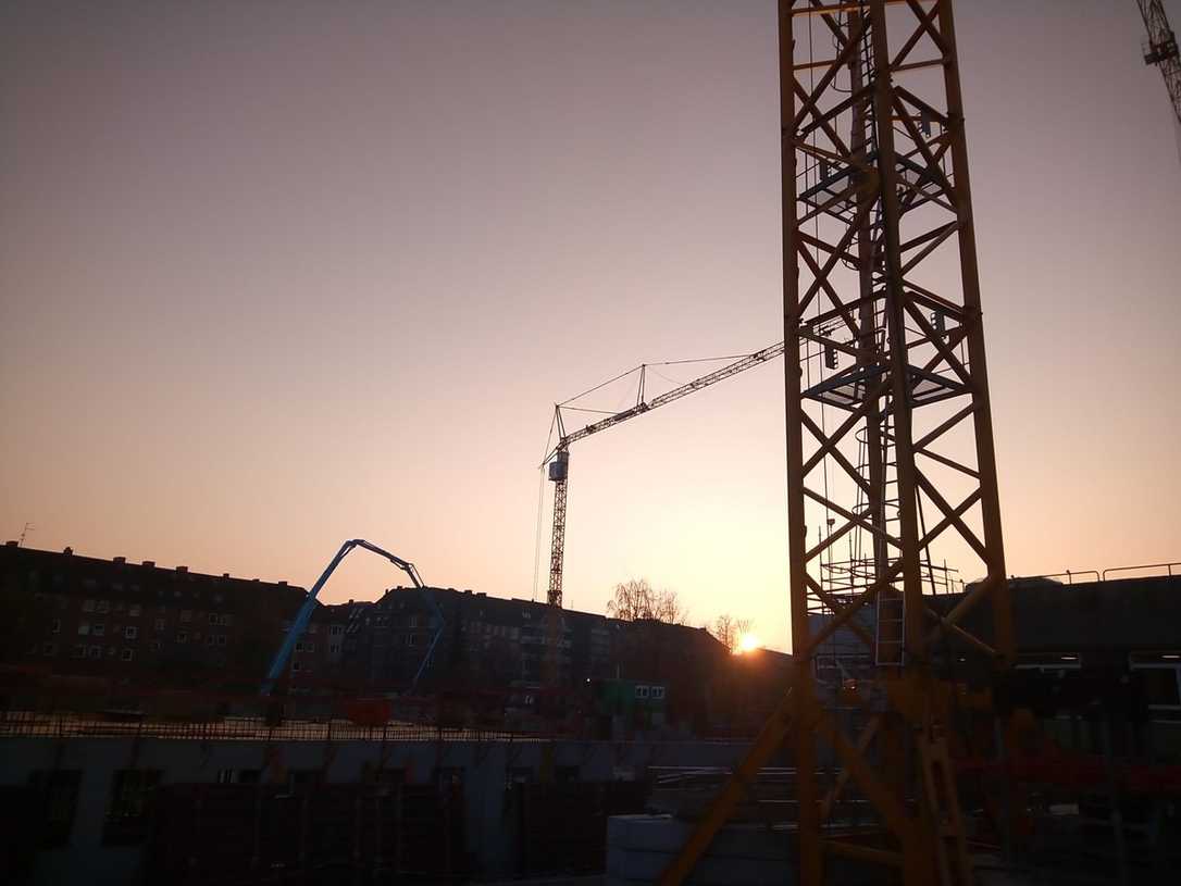 Baukonjunktur: Erste Bauunternehmen in finanziellen Schwierigkeiten