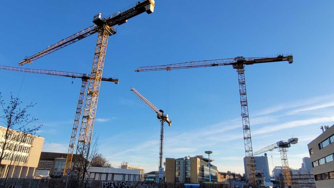 Baukonjunktur: Auftragseinbruch im April 2025 nach starkem März