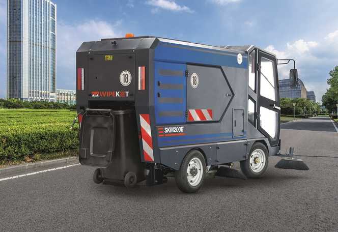 E-Kehrmaschine mit Straßenzulassung