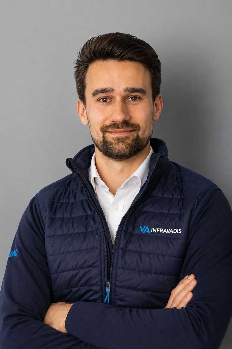 Dominik Zimmerbeutel brachte sein Unternehmen in die Gruppe ein und ist heute als Senior Director Operations für Infravadis tätig. | Foto: Infravadis