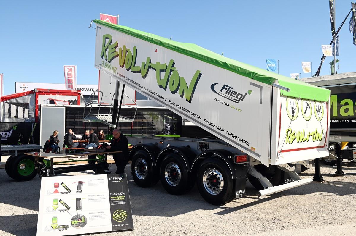 Fliegl Revolution | Foto: QUATEX Fliegl Revolution | Foto: QUATEX