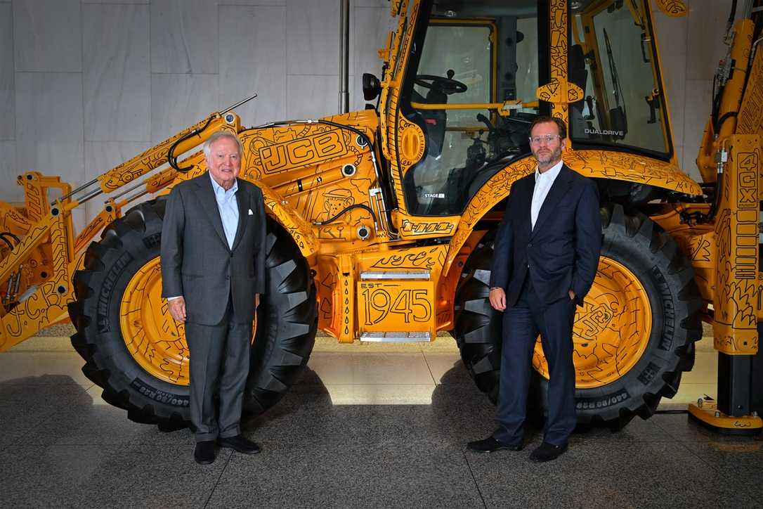 JCB: Lord Bamford mit Co-Vorsitzendem & XXL-Investitionen in UK & USA