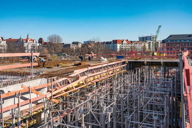 Die Berlin Decks in Berlin-Mitte: Das Gewerbeprojekt wird auf einer Nutzfläche von 40.000 m² Büros, Hallen, Labore, Produktionsstätten und Gastronomie bieten. | Foto: NOE Schaltechnik Die Berlin Decks in Berlin-Mitte: Das Gewerbeprojekt wird auf einer Nutzfläche von 40.000 m² Büros, Hallen, Labore, Produktionsstätten und Gastronomie bieten. | Foto: NOE Schaltechnik
