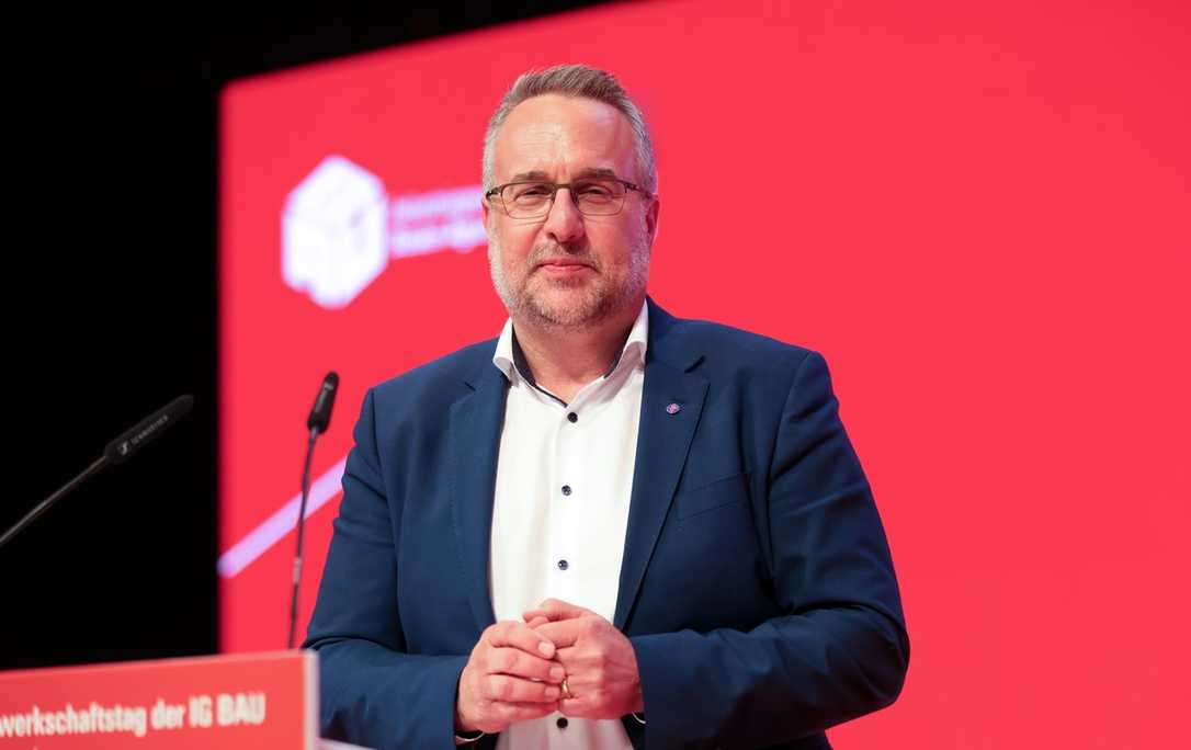 Führungswechsel bei der IG BAU: Burckhardt setzt auf harte Tarifpolitik