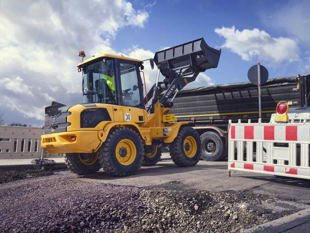 Volvo CE Markteinführung der kompakten Radlader L30 und L35 Volvo CE Markteinführung der kompakten Radlader L30 und L35