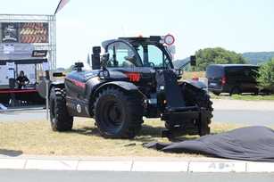 +++ Teleskoplader: Manitou enthüllt limitierte Sonderedition MLT 742-140 V+ +++