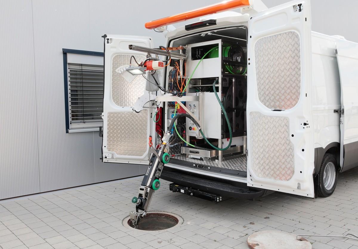 Weniger Lärmbelastung und Abgase durch den Generator und das Hydraulikaggregate im Versorgungsfahrzeug durch Kleinstantriebe | Foto: Pipetronics Weniger Lärmbelastung und Abgase durch den Generator und das Hydraulikaggregate im Versorgungsfahrzeug durch Kleinstantriebe | Foto: Pipetronics