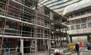 Roboter beschleunigt Materialtransport im Gerüstbau