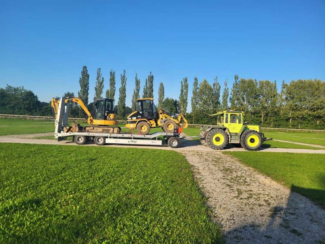 Fliegl DTS 300: Satteltieflader mit 18 t Nutzlast Fliegl DTS 300: Satteltieflader mit 18 t Nutzlast