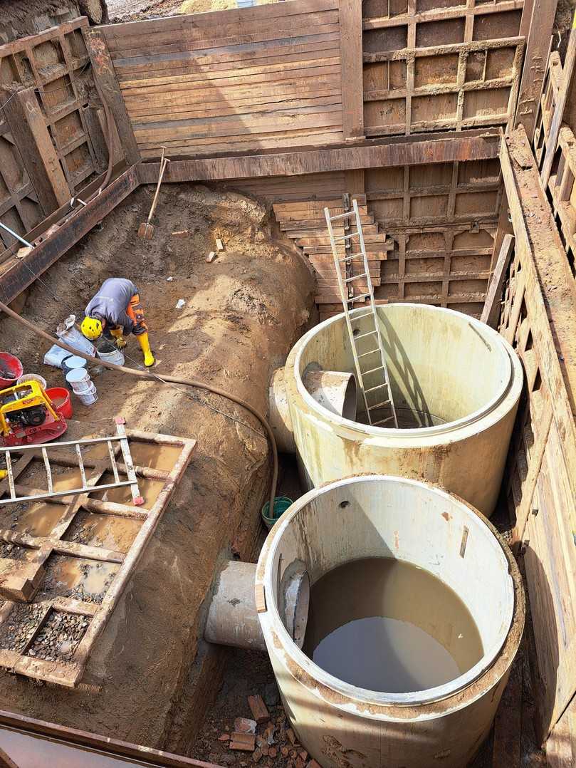 Hebertöpfe DN 2000 und DN 2500 für die Abwasserüberleitung | Foto: Echterhoff Hebertöpfe DN 2000 und DN 2500 für die Abwasserüberleitung | Foto: Echterhoff