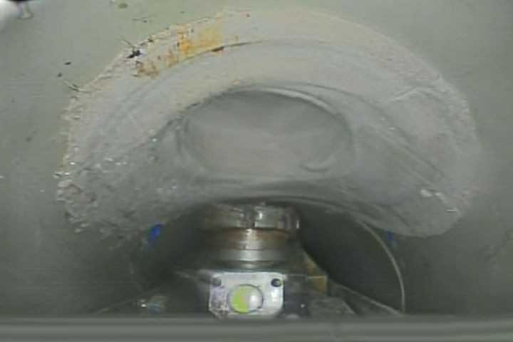 Präzise Zulaufeinbindung mit Einschweißsattel für dauerhafte Dichtigkeit: Sicherstellung einer dichten und formschlüssigen Verbindung der Hausanschlüsse. | Foto: Sanierungstechnik Dommel Präzise Zulaufeinbindung mit Einschweißsattel für dauerhafte Dichtigkeit: Sicherstellung einer dichten und formschlüssigen Verbindung der Hausanschlüsse. | Foto: Sanierungstechnik Dommel