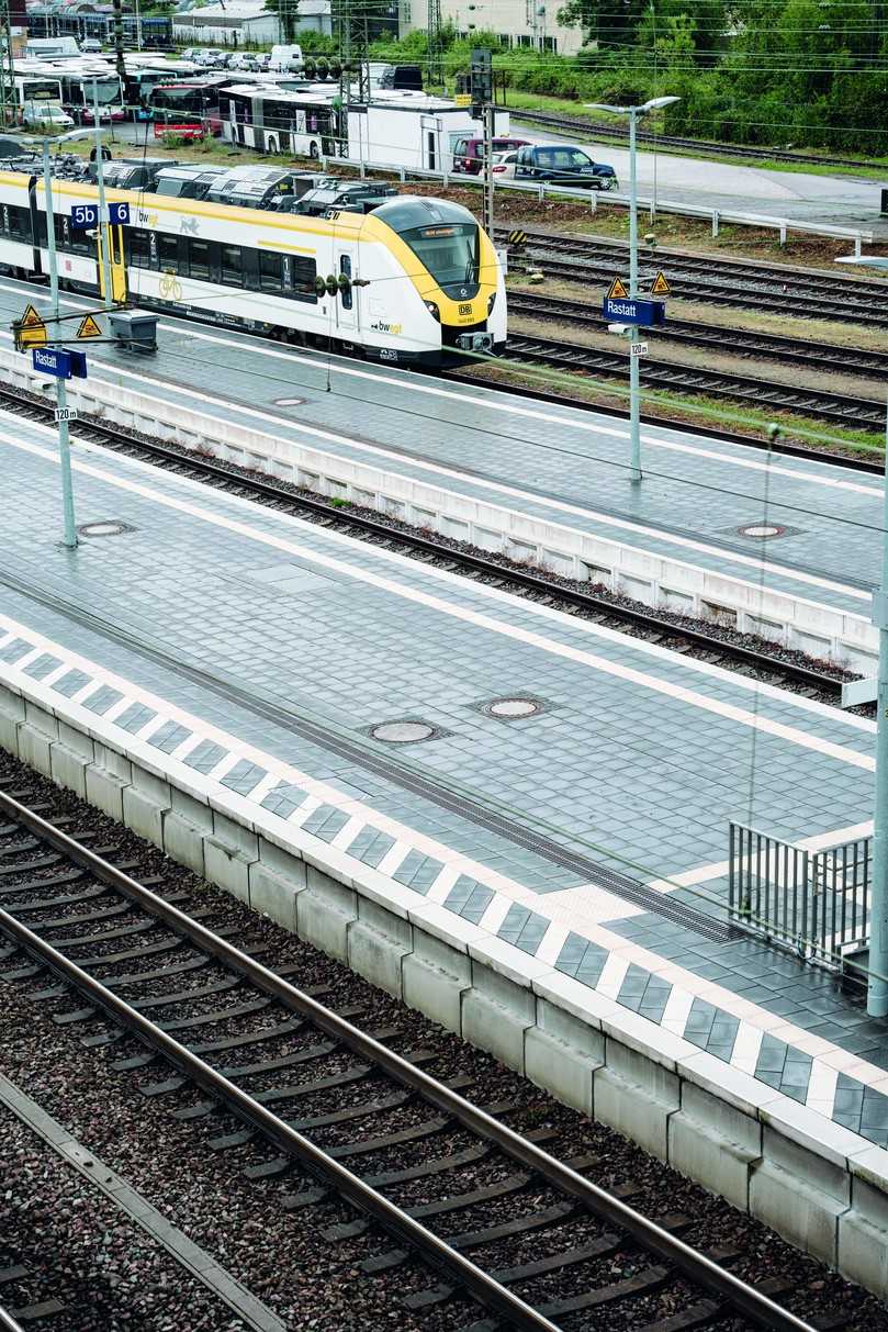 Überblick über Bahnsteige am Bahnhof in Rastatt | Foto: Hauraton Überblick über Bahnsteige am Bahnhof in Rastatt | Foto: Hauraton