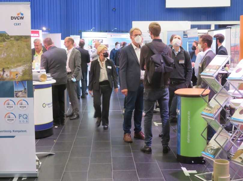 …sowie eine Halle in der Mitte. | Foto: B_I/Valdix …sowie eine Halle in der Mitte. | Foto: B_I/Valdix