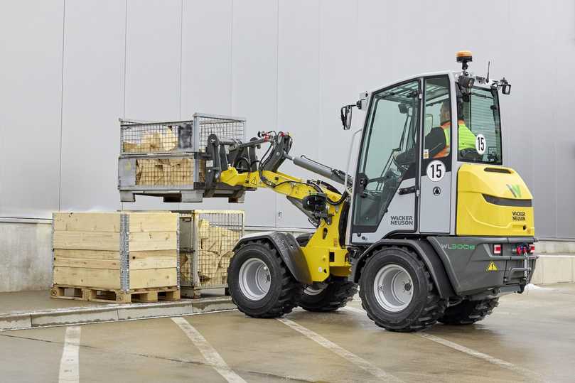 Highlight bei Wacker Neuson auf der Nordbau 2025: der Elektro-Radlader WL330e. | Foto: Wacker Neuson Highlight bei Wacker Neuson auf der Nordbau 2025: der Elektro-Radlader WL330e. | Foto: Wacker Neuson