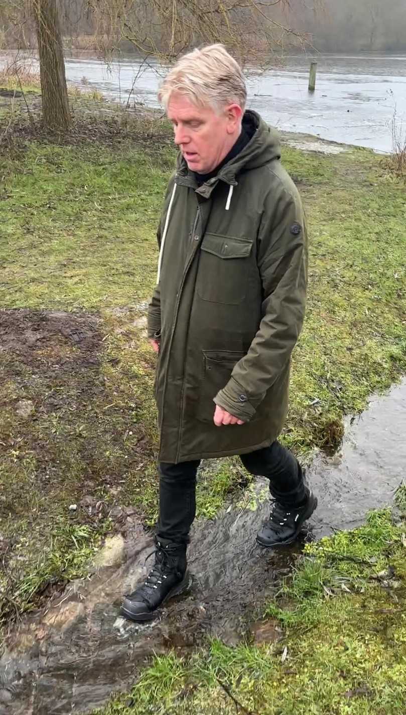 Die Wärmeeigenschaften können auch im kalten Wasser überzeugen. | Foto: B_I MEDIEN/mj Die Wärmeeigenschaften können auch im kalten Wasser überzeugen. | Foto: B_I MEDIEN/mj