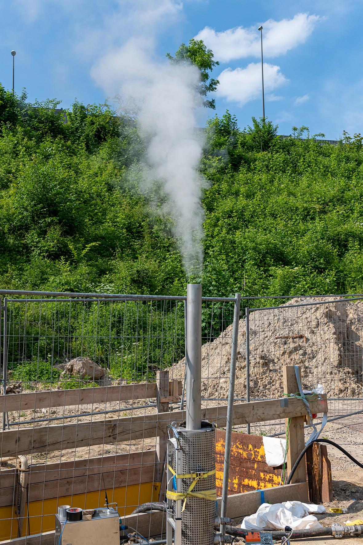 Am Ende der zu sanierenden Haltung kann der erkaltete Dampf über einen Auslass entweichen. | Foto: D&S Rohrsanierung