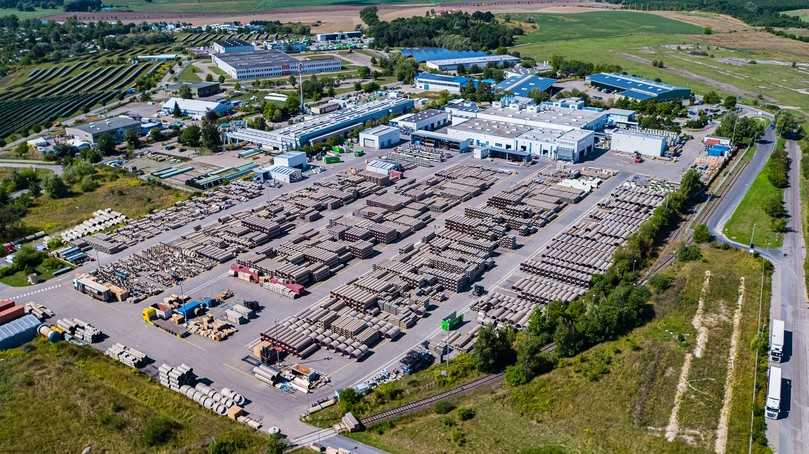 Amiblu hat zwei Produktionsstandorte in Deutschland – einer davon befindet sich in Trollenhagen. | Foto: Amiblu Germany GmbH