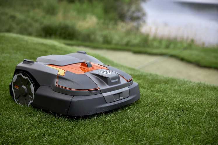 Für Profis und Heimwerker: Husqvarna kündigt für 2025 drei KI-fähige Geräte an